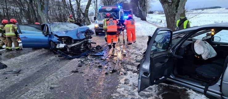 Czołowe zderzenie dwóch samochodów w Milejewie