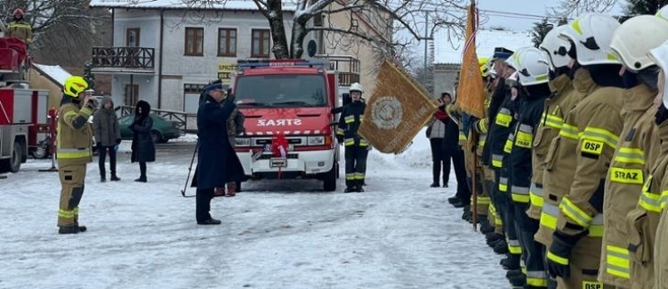 Przekazanie samochodu ratowniczo – gaśniczego dla OSP Zastawno