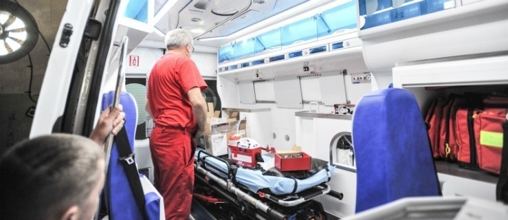 14-latek z Elbląga zatruty czadem. Został przewieziony do szpitala