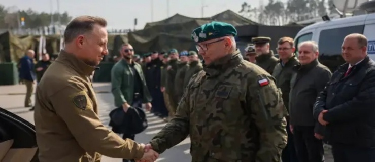 Prezydent Andrzej Duda na Mierzei Wiślanej. Obserwował ćwiczenia wojskowe