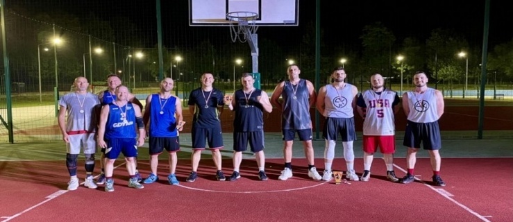 Nocny streetball na Kalbarze