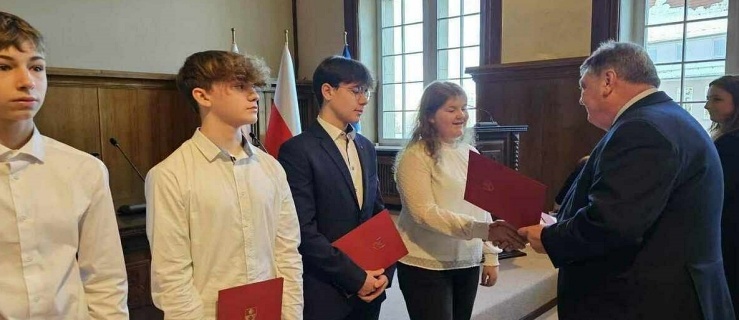 Zobacz, kto otrzymał stypendia Prezydenta Elbląga