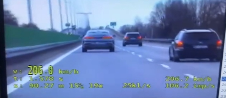 Policjanci z Grupy Speed zatrzymali piratów drogowych