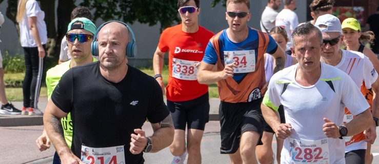 Kibicuj podczas XVI Biegu Piekarczyka