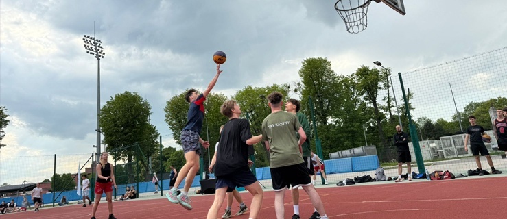 Czas na kolejny turniej streetballa na Kalbarze!