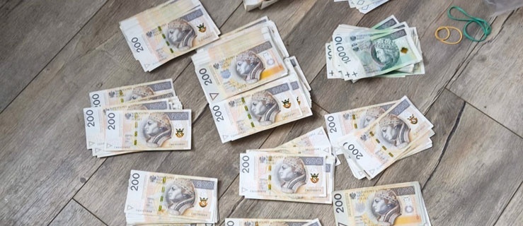 Nieuczciwi handlarze aut z zarzutami