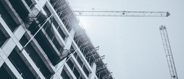 Co warto wiedzieć o organizacji zaplecza technicznego przy inwestycjach i modernizacjach?