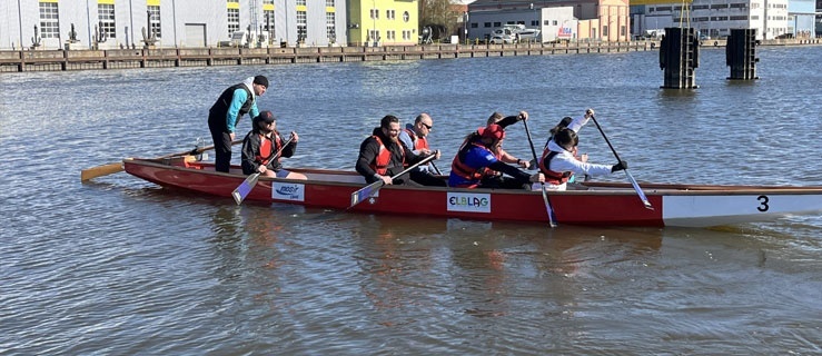 Wskocz ekipą do smoczej łodzi