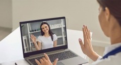 Psychoterapia online – kiedy warto skorzystać z pomocy bez wychodzenia z domu?