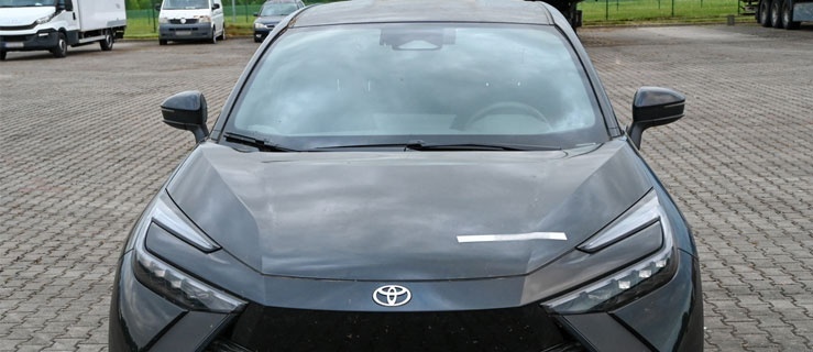 Kradziona Toyota nie pojechała do Rosji