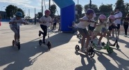 Na rowerkach i hulajnogach po medal