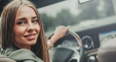 Jak zaplanować bezpieczną podróż samochodem?