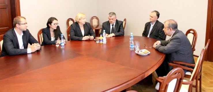 Prezydent Jerzy Wilk i posłanka Anna Fotyga w obronie szkoły katolickiej w Kępkach