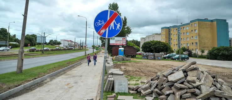 Na Płk. Dąbka powstaje około 200 metrów nowego chodnika