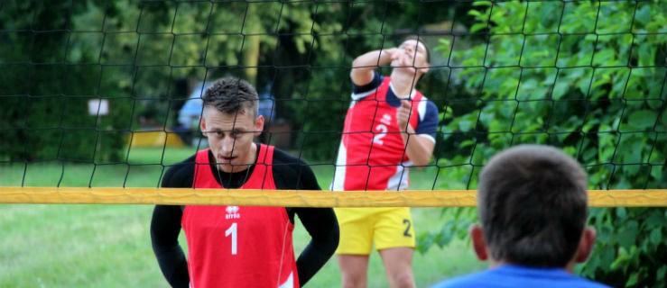 Coraz większe zainteresowanie turniejem siatkówki plażowej