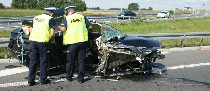 Marzewo: Śmiertelny wypadek na siódemce. Dwie osoby nie żyją