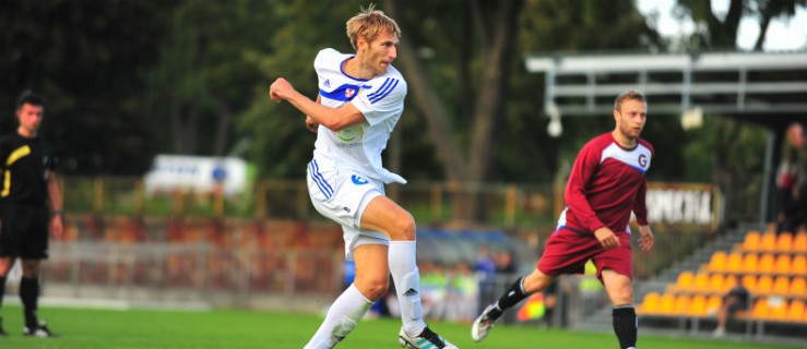 Olimpia Elbląg po żółtym meczu wygrywa 2:0 z Garbarnią