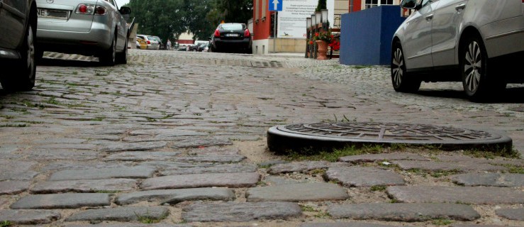 Przedsiębiorcy skarżą się na stan ul. Wieżowej. Będzie remont?