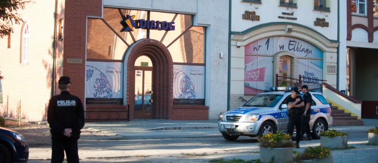 Alarm bombowy w siedzibie Dialogu - aktualizacja - zobacz zdjęcia!