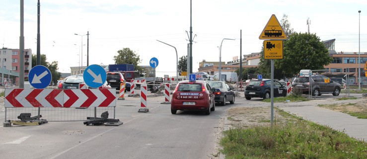 Jak bezpiecznie prowadzić samochód jesienią?