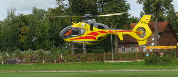 Helikopter medyczny lądował dziś na boisku przy Agrykola