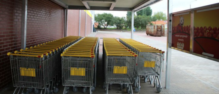 Niezadowolenie klientów zmobilizowało JM. Płatność kartą w Biedronce