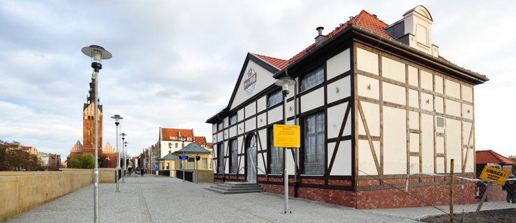 Szyld już jest. Pub Specjal coraz bliżej