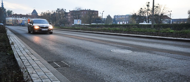 Droga 503. Jeszcze nie było odbioru technicznego, a już są usterki