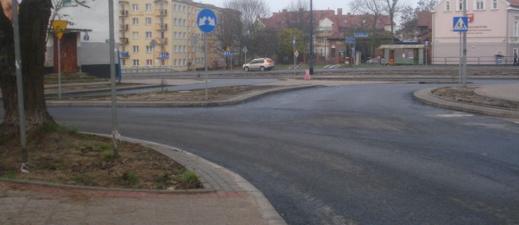 Ulica Słoneczna już otwarta. Kierowcy jeżdżą na pamięć