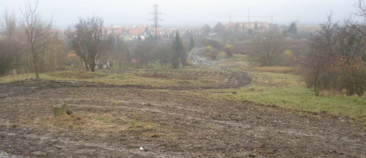 Droga w błocie na Gęsią Górę. Jak tam dojść?
