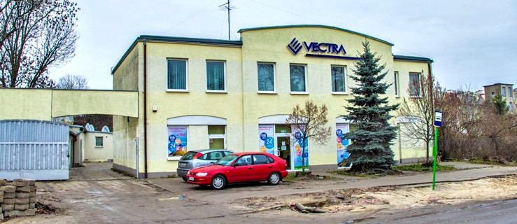 Niekończące się kolejki w biurze Vectry. Dwugodzinna obsługa to standard?