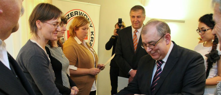 Jubileusz anonimowych bohaterów. Honorowi krwiodawcy ratują życie