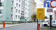 Życie za szlabanem. Mieszkańcy ul. Władysława IV są wzburzeni