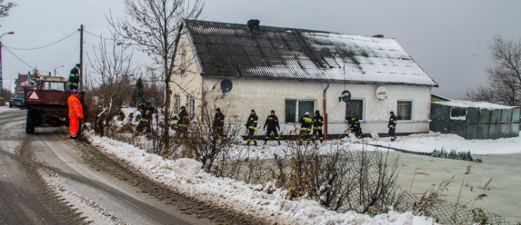 Powódź zagraża Wyspie Nowakowskiej. Strażacy walczą. Zobacz aktualne zdjęcia!