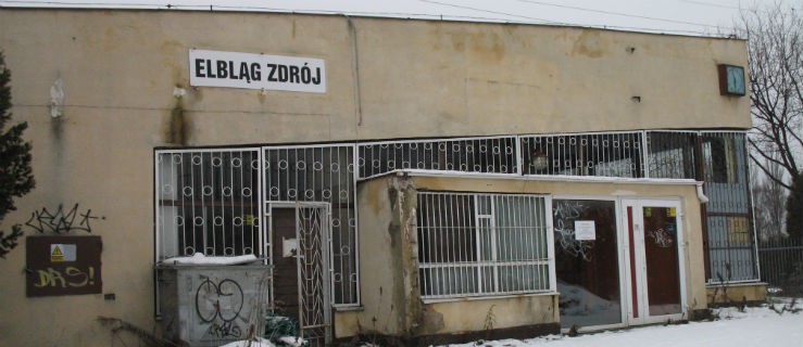 Dworzec Zdrój nadal niszczeje. Czy miasto może coś zrobić?