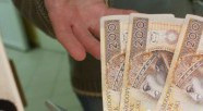 Święta na kredyt. Chwilówka rozwiązuje problemy?