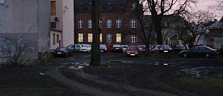 Po naszej interwencji: śmieci zostały uprzątnięte