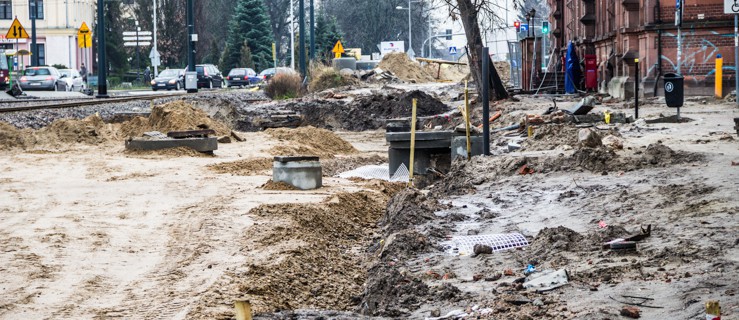 Remonty dróg w Elblągu stanęły? Mieszkańcy zaniepokojeni