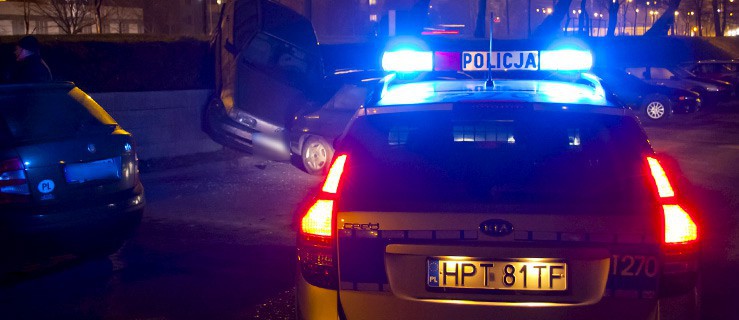 Groźnie wyglądająca kolizja na Ogólnej. Auto wbiło się w dwa samochody