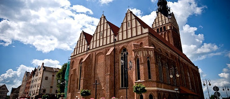 Znamy nazwiska trzech kandydatów na stanowisko biskupa Diecezji Elbląskiej. Którego z nich wybierze Papież?
