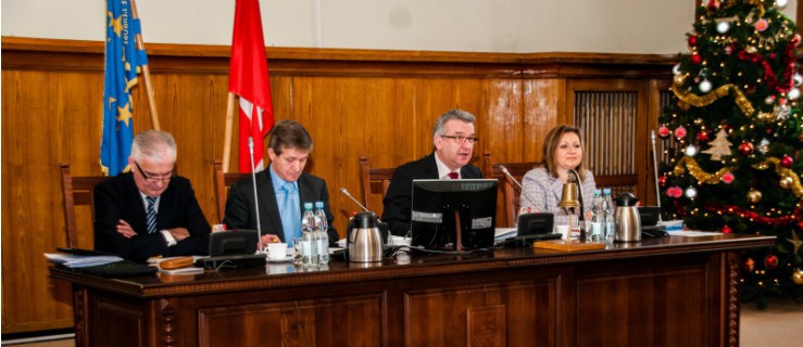 Budżet miasta przyjęty. Nie obyło się bez dyskusji