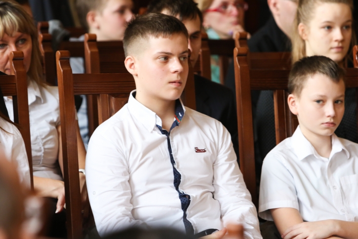90 uczniów otrzymało stypendia Prezydenta – zobacz zdjęcia