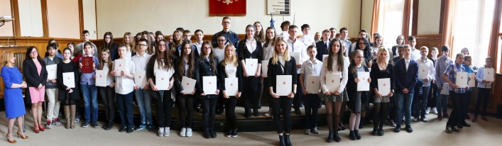 90 uczniów otrzymało stypendia Prezydenta – zobacz zdjęcia