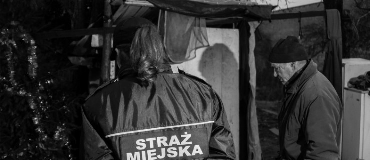 Bezdomni w Elblągu. Zobacz jak mieszkają 