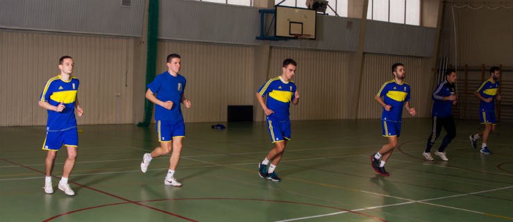 Zawodnicy Olimpii Elbląg na badaniach. Są nowi gracze. Zdjęcia