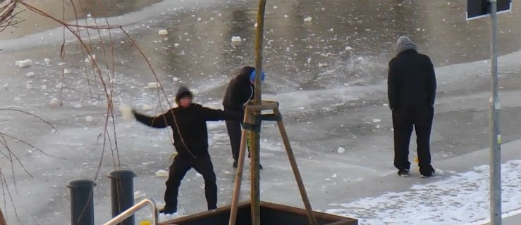 Zabawa na lodzie – mogło skończyć się tragicznie 