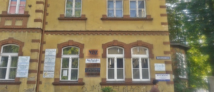 Zabytkowy budynek przy ul. Żeromskiego. Czy doczeka się remontu?
