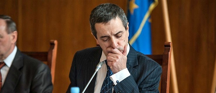 Jerzy Wcisła: Wataha, pokłony a immunitet