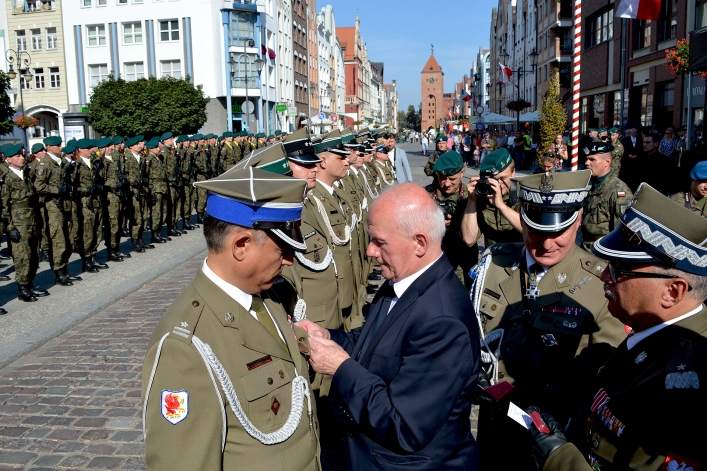 99. rocznica powstania 16 Pomorskiej Dywizji Zmechanizowanej 