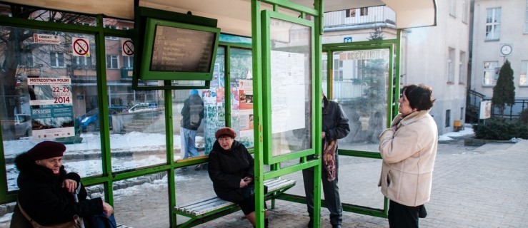 Stoisz i czekasz, a autobusu nie ma. Co ma zrobić pasażer w przypadku awarii pojazdu?